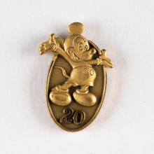 Mickey Mouse 20 Year Cast Member Service Award Pin (c.1980's-2000's) - ID: jun23131 Disneyana