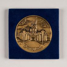 Disneyland 20th Anniversary Medallion (1975) - ID: jun23160 Disneyana