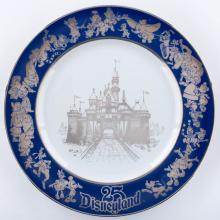 Disneyland 25th Anniversary Commemorative Plate (1980) - ID: mar24333 Disneyana