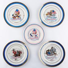 Disneyland America On Parade Souvenir Plate Set (1976) - ID: mar24336 Disneyana