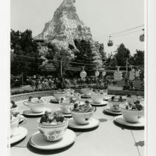 Set of (4) Disneyland 8x10 Promotional Press Photographs (1988)  - ID: nov22269 Disneyana
