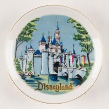 Disneyland Sleeping Beauty Castle Souvenir Miniature Plate (c.1950s/1960s) - ID: nov23349 Disneyana