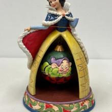 Snow White and Dopey “Tidings of Goodwill” Figurine (2017) - ID: 045544921060 Disneyana